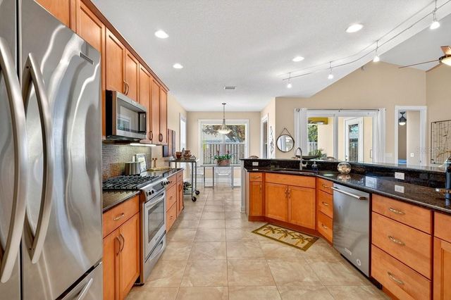 307 JESSAMINE AVENUE, New Smyrna Beach, FL 32169