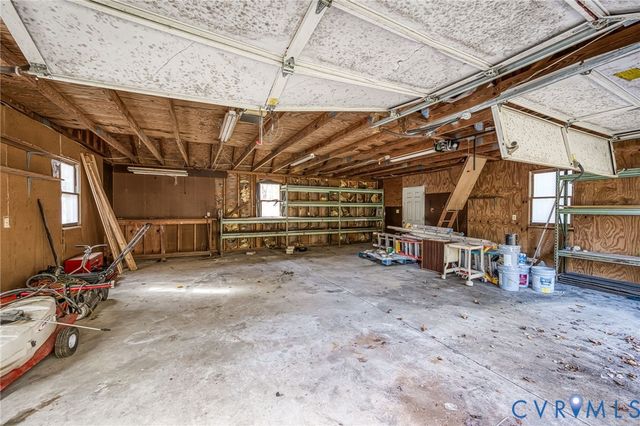 9508 Tranquility Ln, Sutherland, VA 23885