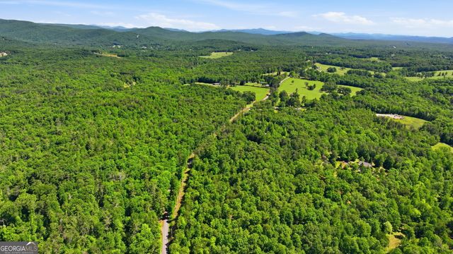 201 Spookhaven Lane, Clarkesville, GA 30523