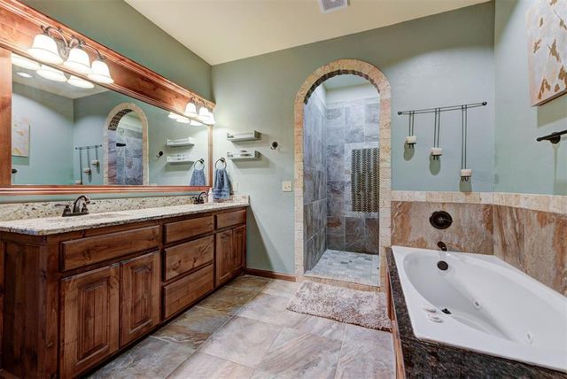 4220 Caribou Street, Tuttle, OK 73089