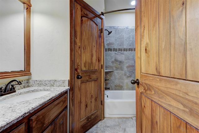 4220 Caribou Street, Tuttle, OK 73089