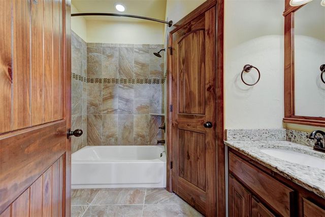 4220 Caribou Street, Tuttle, OK 73089