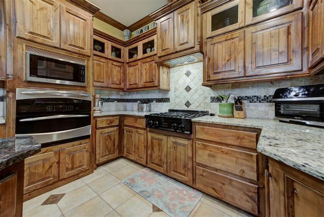 4220 Caribou Street, Tuttle, OK 73089