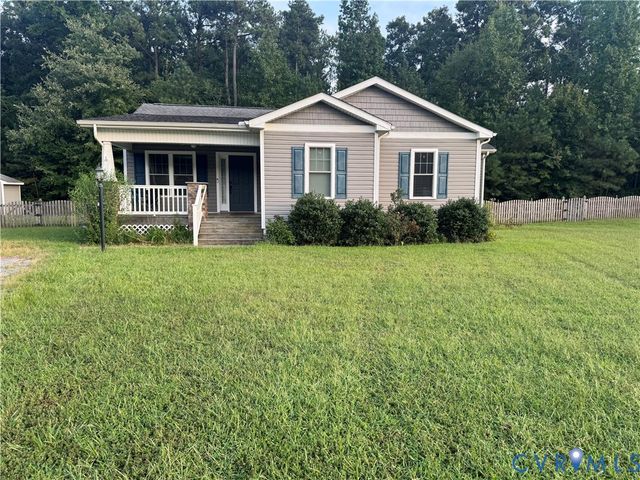 10121 Ashglade Ct, Ashland, VA 23005