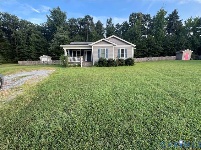 10121 Ashglade Ct, Ashland, VA 23005