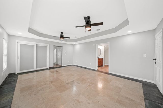 5930 County Road 396, Alvin, TX 77511