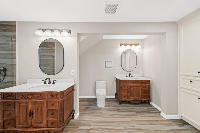 5930 County Road 396, Alvin, TX 77511
