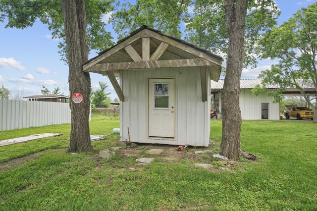 5930 County Road 396, Alvin, TX 77511