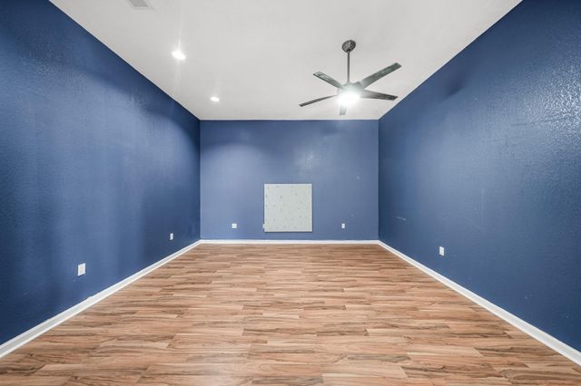 5930 County Road 396, Alvin, TX 77511
