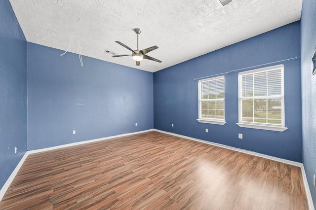 5930 County Road 396, Alvin, TX 77511
