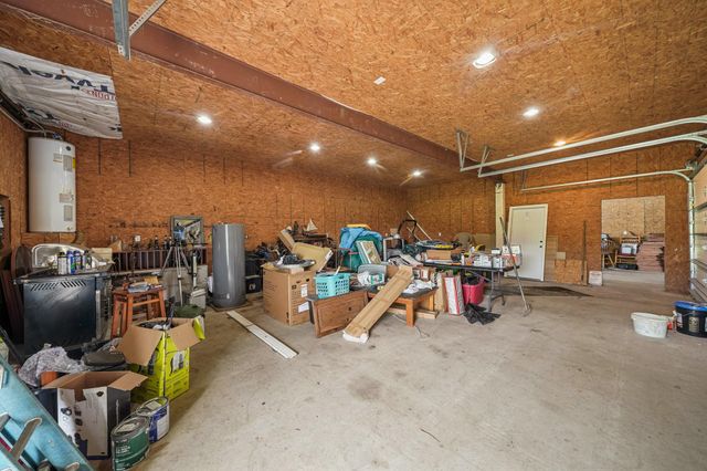 5930 County Road 396, Alvin, TX 77511