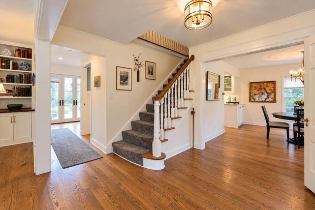 7822 W Wisconsin AVENUE, Wauwatosa, WI 53213
