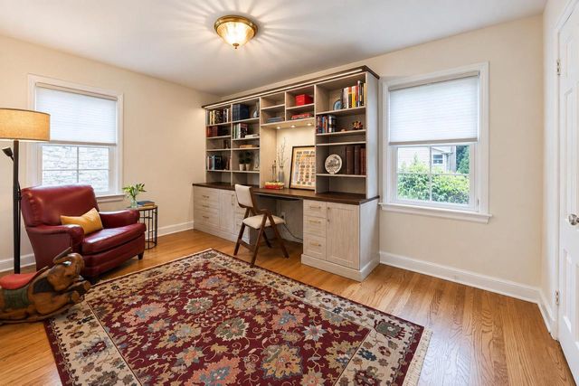 7822 W Wisconsin AVENUE, Wauwatosa, WI 53213