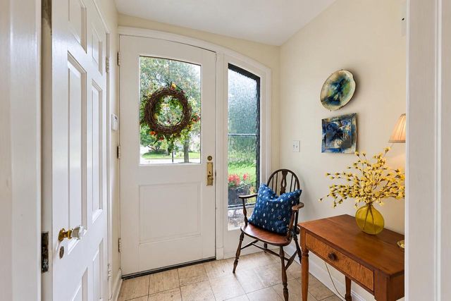 7822 W Wisconsin AVENUE, Wauwatosa, WI 53213