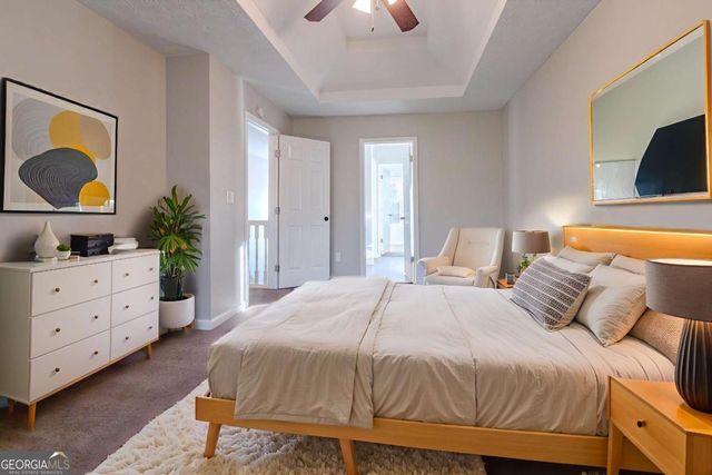 2931 Two Lake Circle, Atlanta, GA 30349