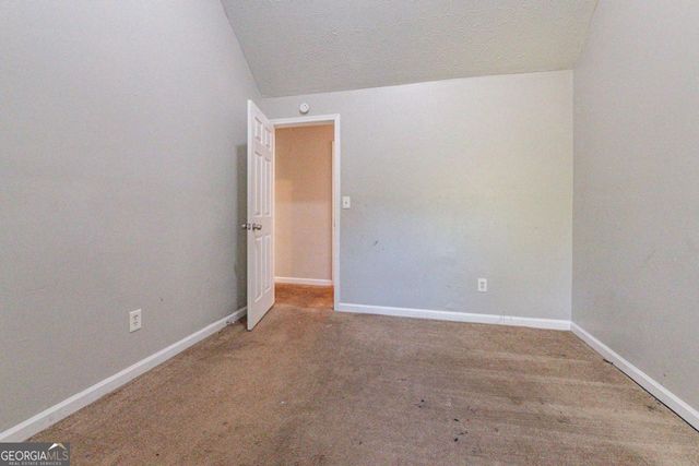 2931 Two Lake Circle, Atlanta, GA 30349