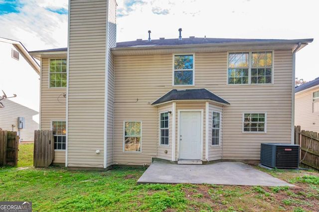 2931 Two Lake Circle, Atlanta, GA 30349
