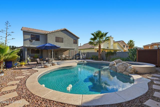 6734 W Nueva Vista Drive, Tucson, AZ 85743