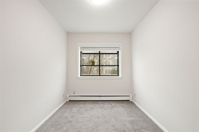 3030 Saint Albans Mill Road 115, Minnetonka, MN 55305