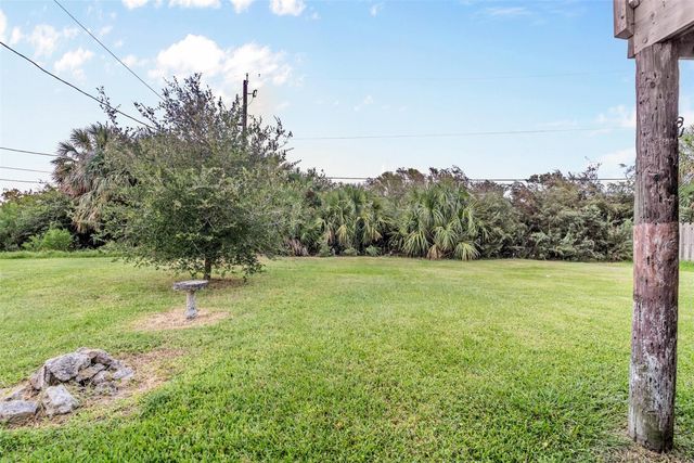 3811 Las Palmas Street, Galveston, TX 77554