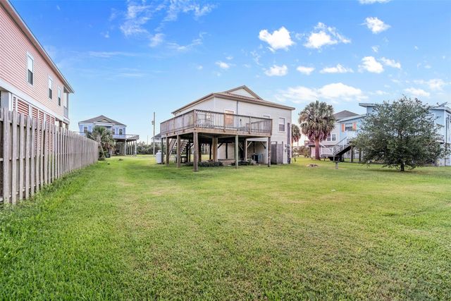 3811 Las Palmas Street, Galveston, TX 77554
