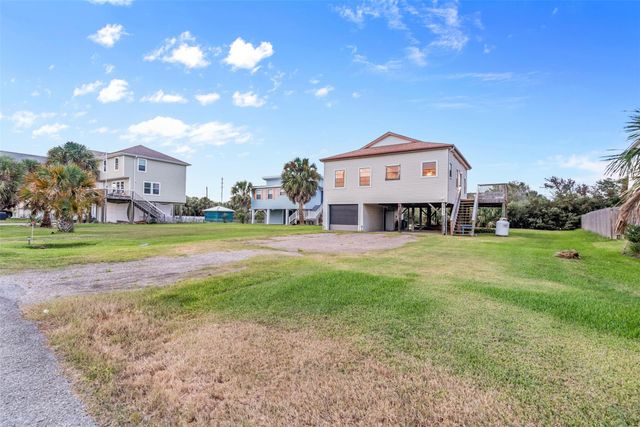 3811 Las Palmas Street, Galveston, TX 77554