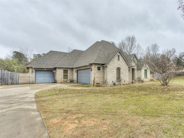 600 N Henney Road, Choctaw, OK 73020