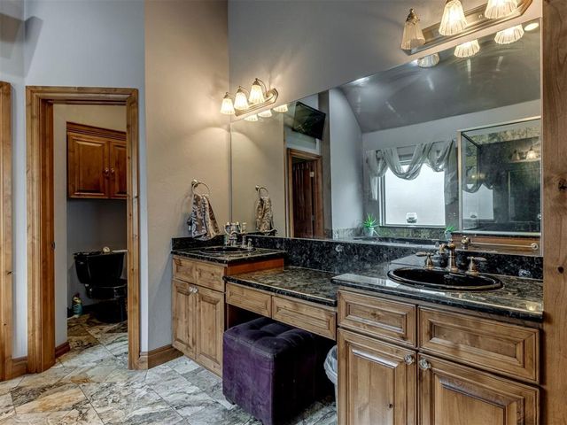 600 N Henney Road, Choctaw, OK 73020