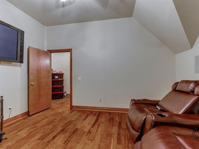 600 N Henney Road, Choctaw, OK 73020