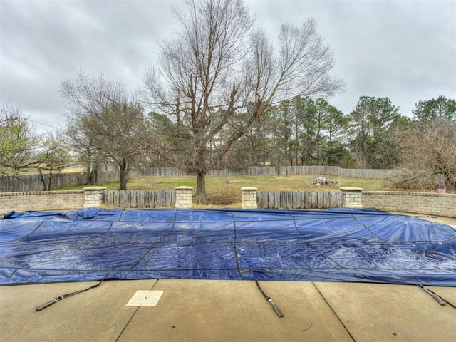 600 N Henney Road, Choctaw, OK 73020