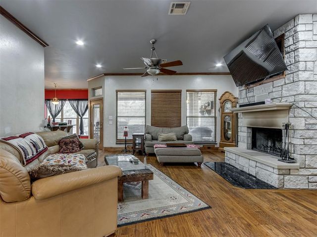 600 N Henney Road, Choctaw, OK 73020