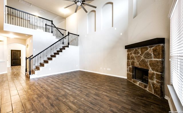 7931 HEADWATERS TRL, San Antonio, TX 78254