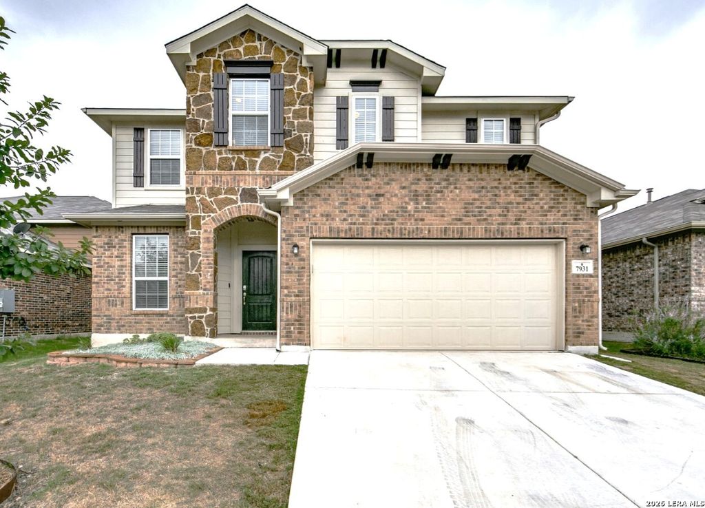 7931 HEADWATERS TRL, San Antonio, TX 78254