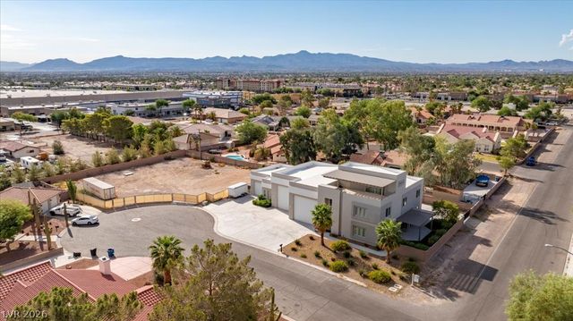 La Cienega, Las Vegas, NV 89119