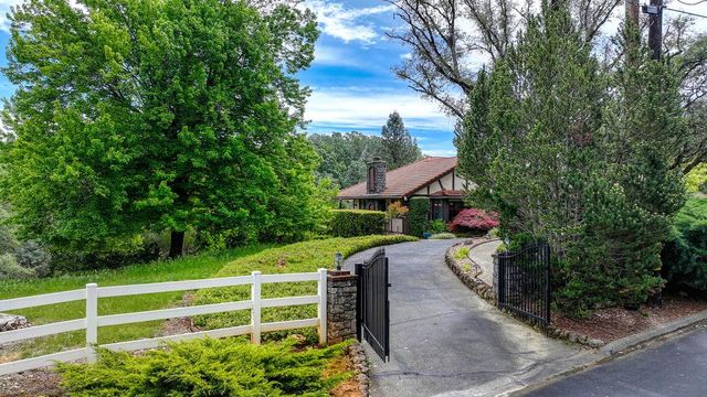18939 Moonlight Ct, Meadow Vista, CA 95722