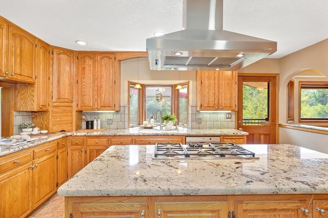 18939 Moonlight Ct, Meadow Vista, CA 95722