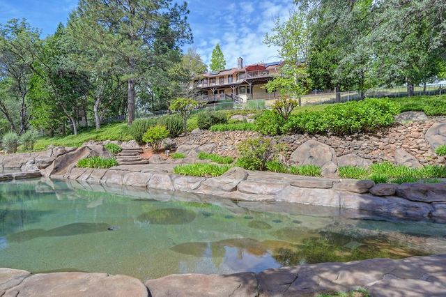 18939 Moonlight Ct, Meadow Vista, CA 95722