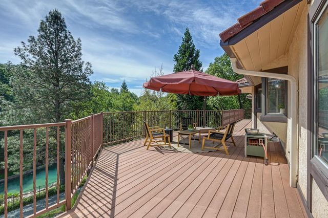 18939 Moonlight Ct, Meadow Vista, CA 95722