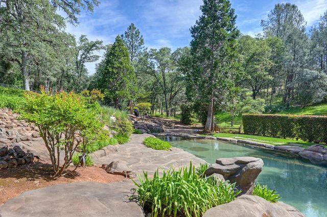 18939 Moonlight Ct, Meadow Vista, CA 95722