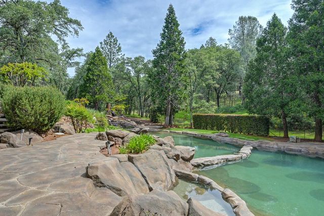 18939 Moonlight Ct, Meadow Vista, CA 95722