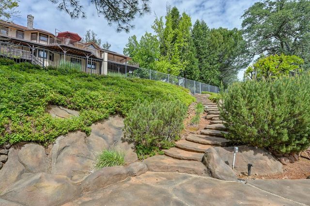 18939 Moonlight Ct, Meadow Vista, CA 95722