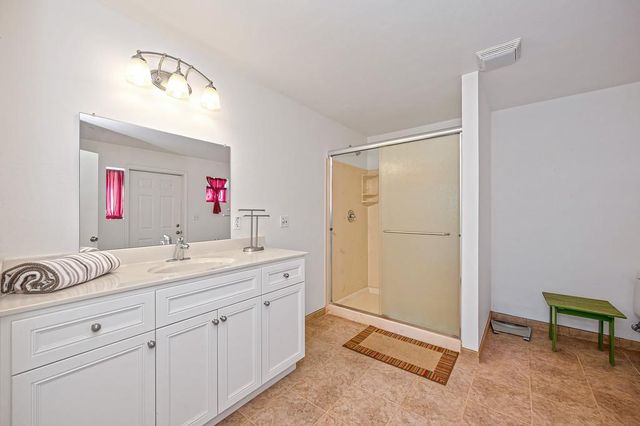 18939 Moonlight Ct, Meadow Vista, CA 95722