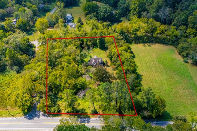 5111 Clarksville Hwy, Whites Creek, TN 37189