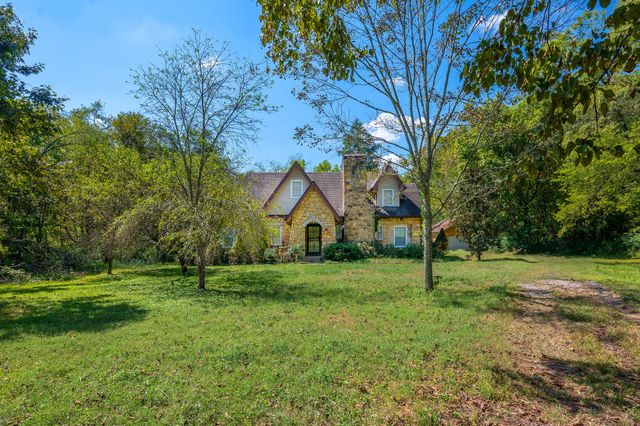 5111 Clarksville Hwy, Whites Creek, TN 37189
