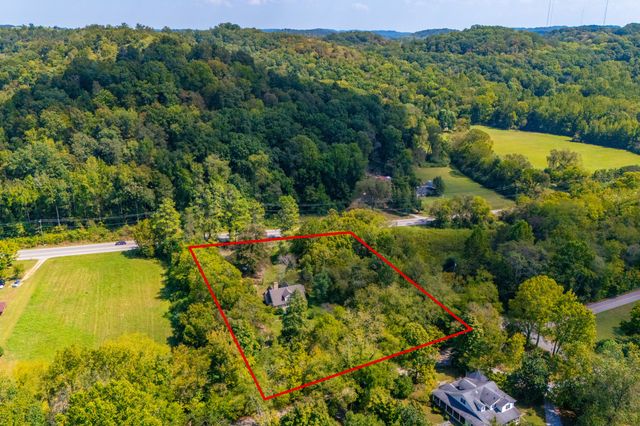 5111 Clarksville Hwy, Whites Creek, TN 37189
