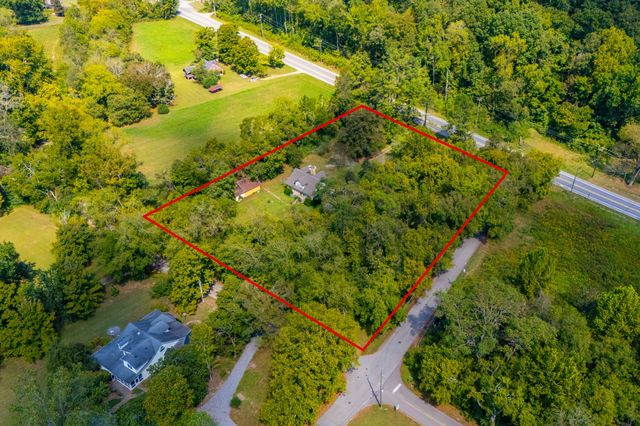 5111 Clarksville Hwy, Whites Creek, TN 37189