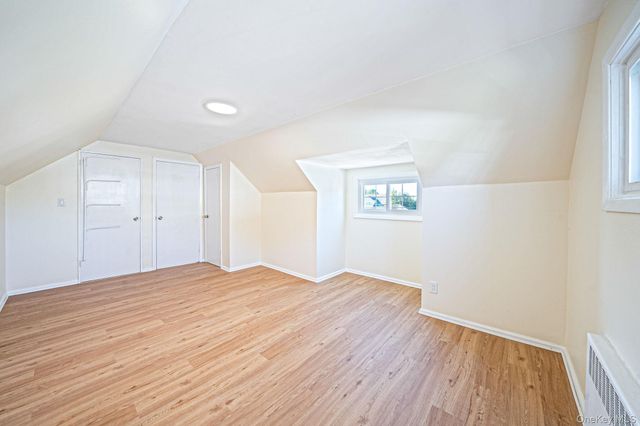 1025 N Greene Avenue, Lindenhurst, NY 11757