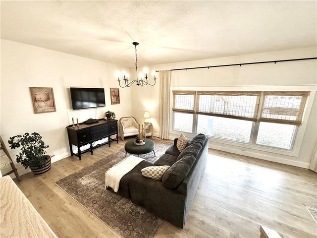 619 Katy Drive, Maryville, MO 64468