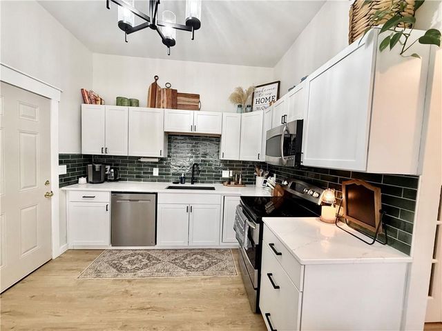 619 Katy Drive, Maryville, MO 64468