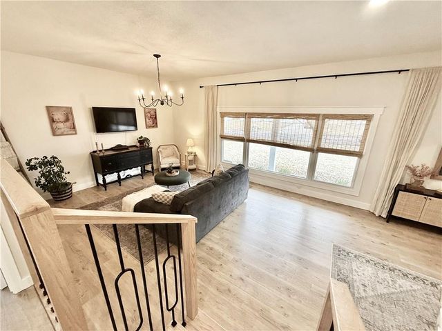 619 Katy Drive, Maryville, MO 64468